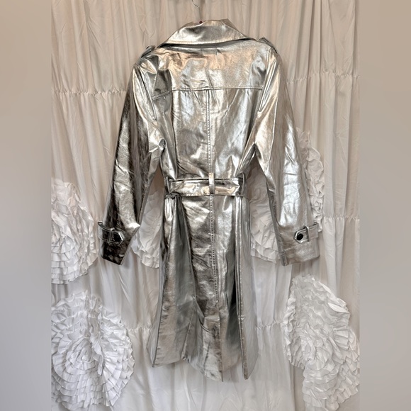 TAES Silver Trench Coat Size Large NWT - Picture 2 of 6